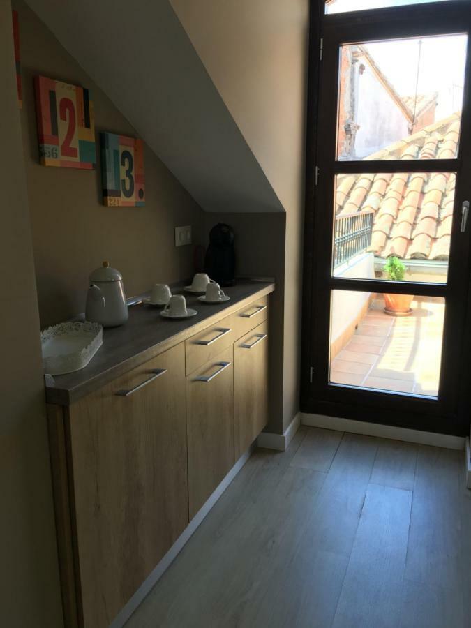 אלקאלה דה הנארס La Casa Tahona Plaza De Cervantes מראה חיצוני תמונה